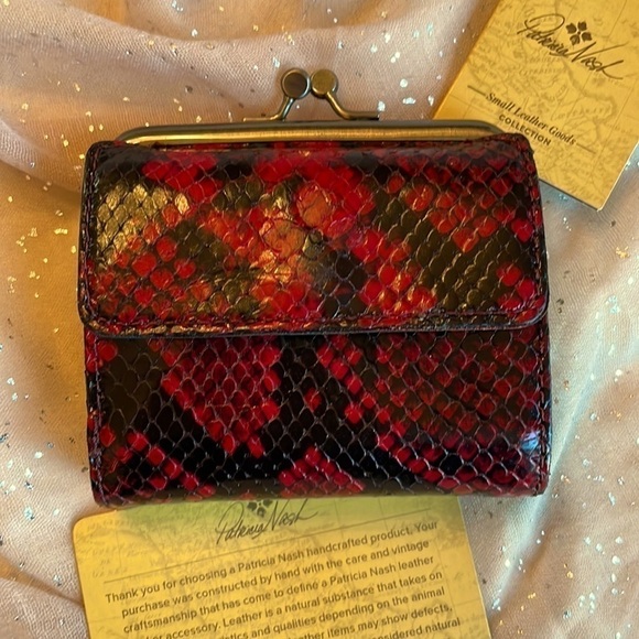 Brand New Patricia Nash Italian Python Genuine Leather Berry Red Astor Wallet - Picture 2 of 16